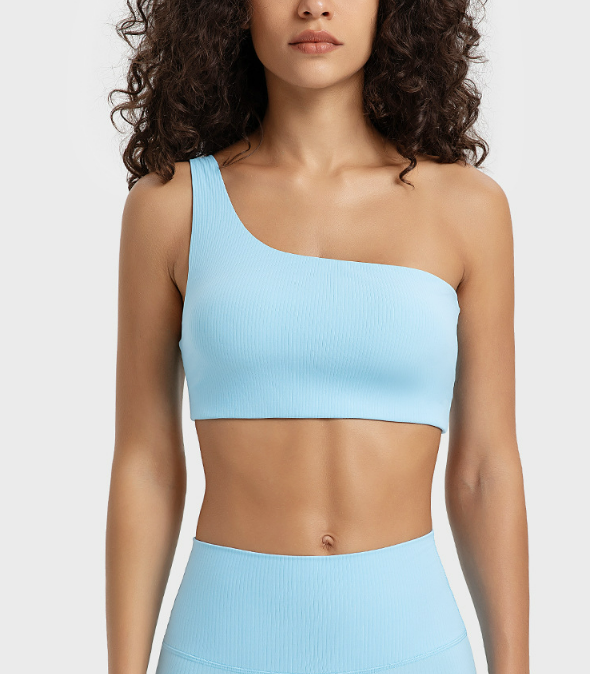 Free Flow One-Shoulder Sports Bra