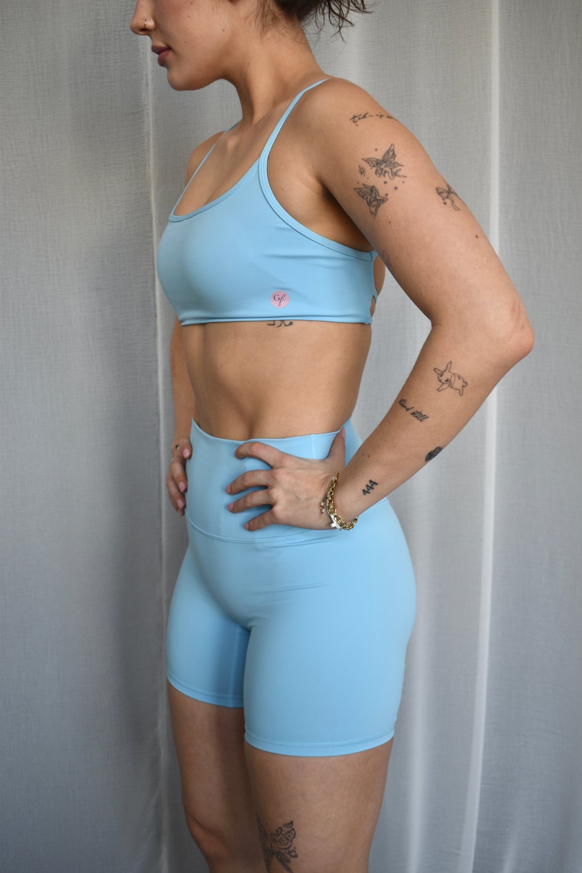 Criss-cross Sports Bra