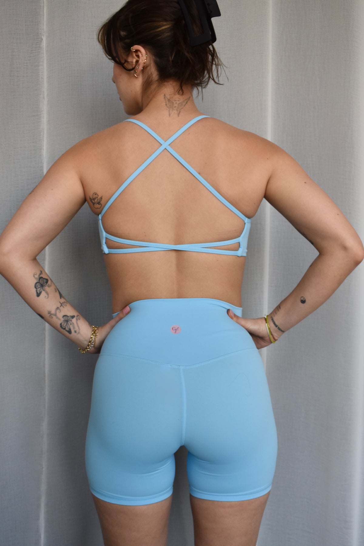 Criss-cross Sports Bra