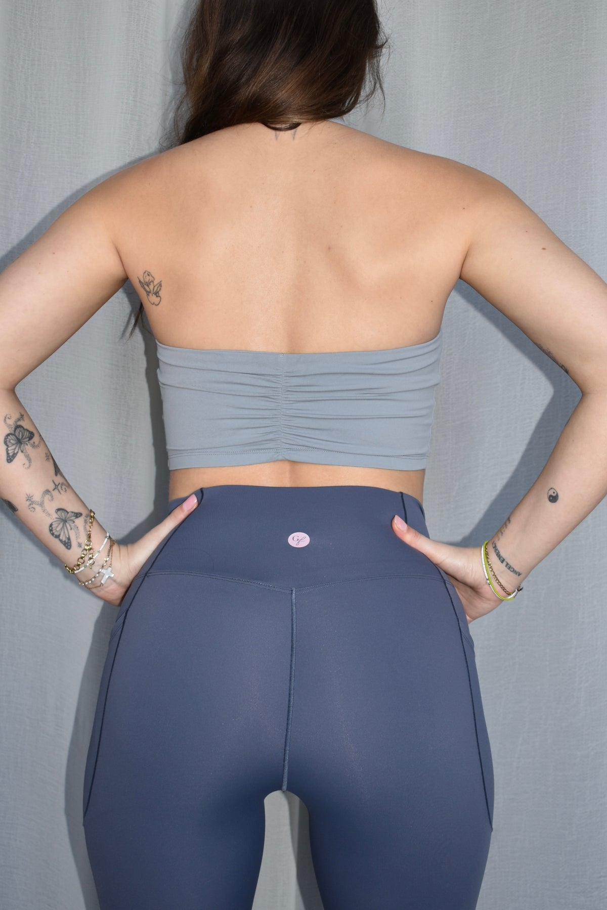 Smooth as Silk Cross-Waist Legging 25"